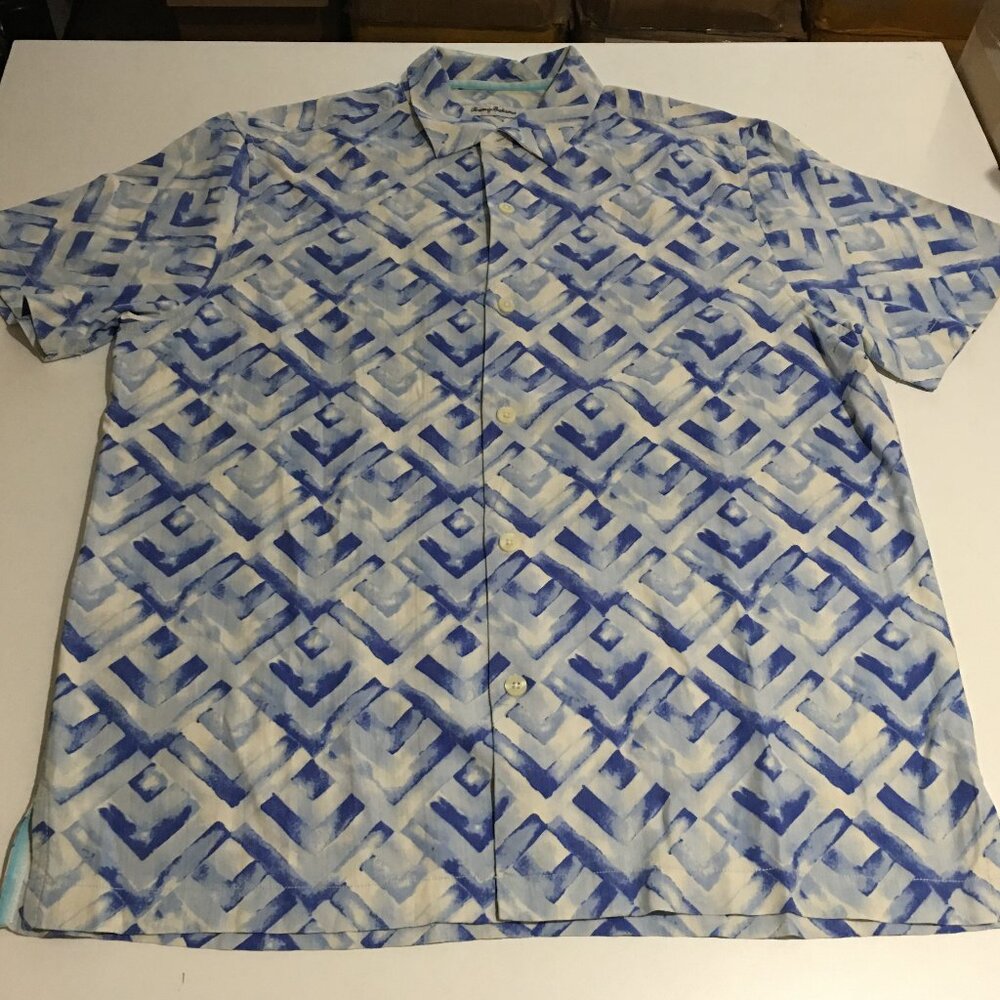 Tommy Bahama Mens Large Button Up Hawaiian Camp Shirt Blue Geometric Silk